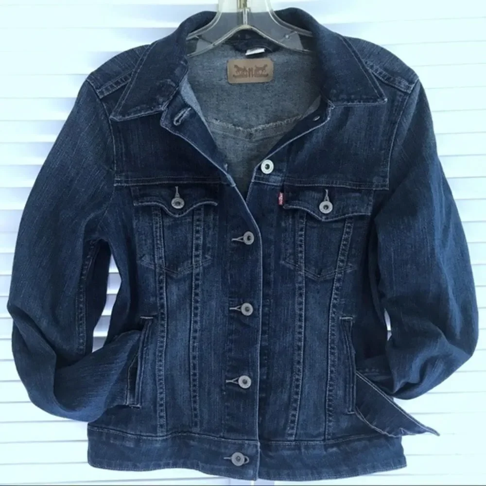 Vintage Levis Denim Jacket Women's Small Blue Ombre - Picture 4 of 13